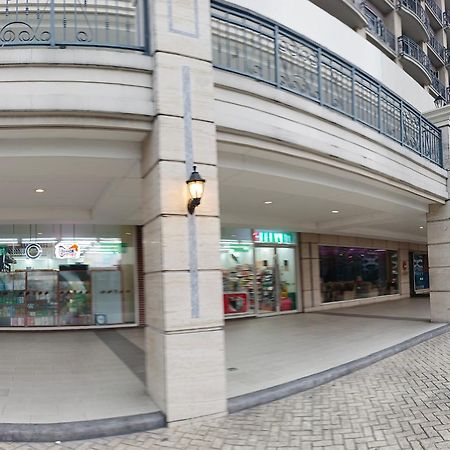 Monarch Parksuites - Balmoral Place Paranaque City Exterior photo